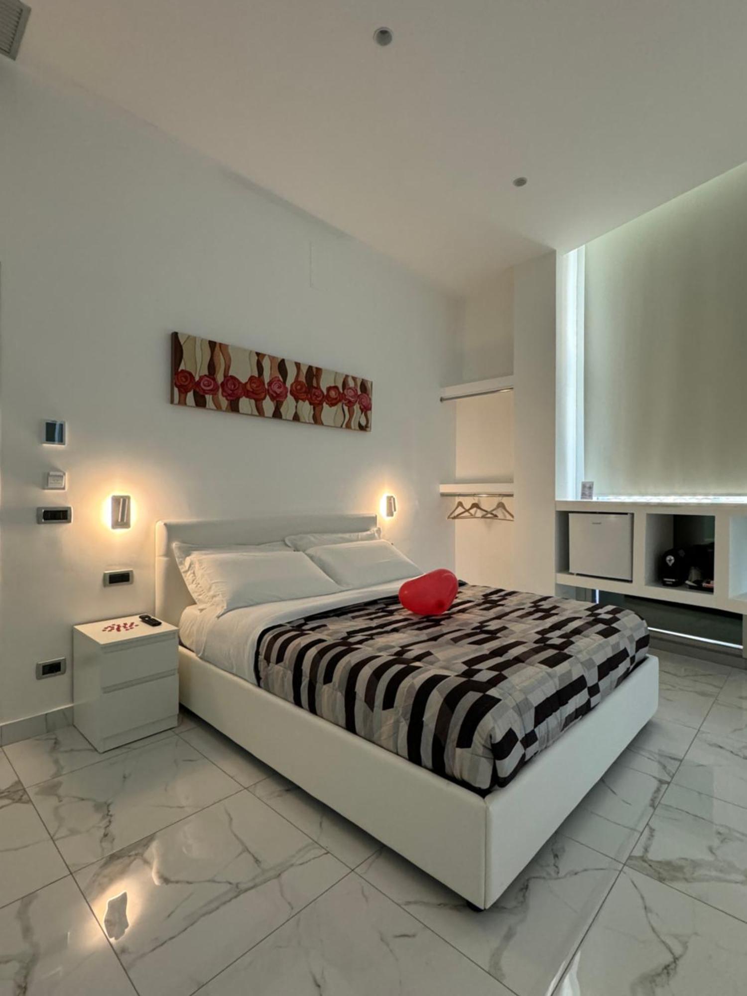 קוסנזה B&B Rossini Luxury 3 מראה חיצוני תמונה