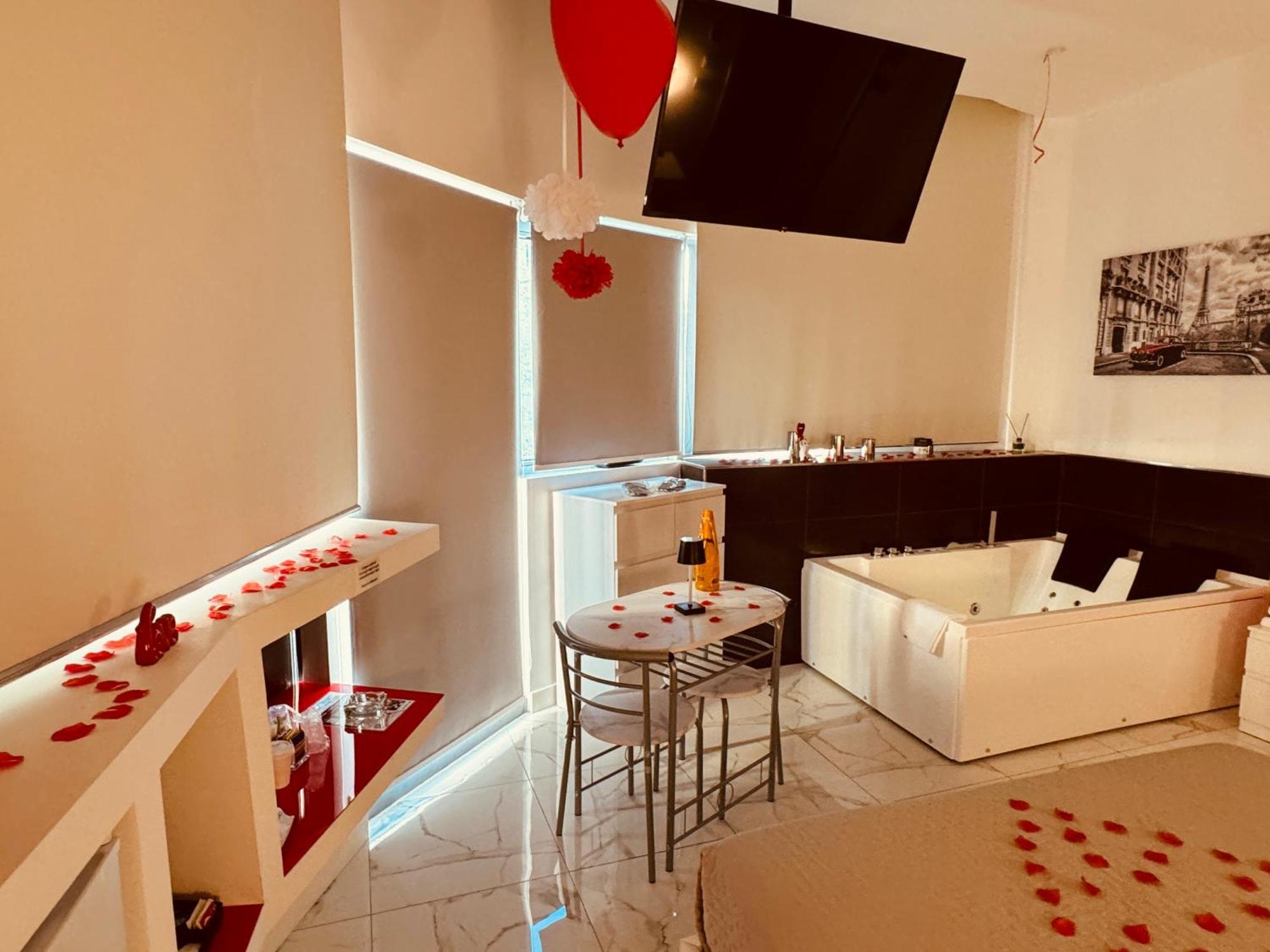 קוסנזה B&B Rossini Luxury 3 מראה חיצוני תמונה