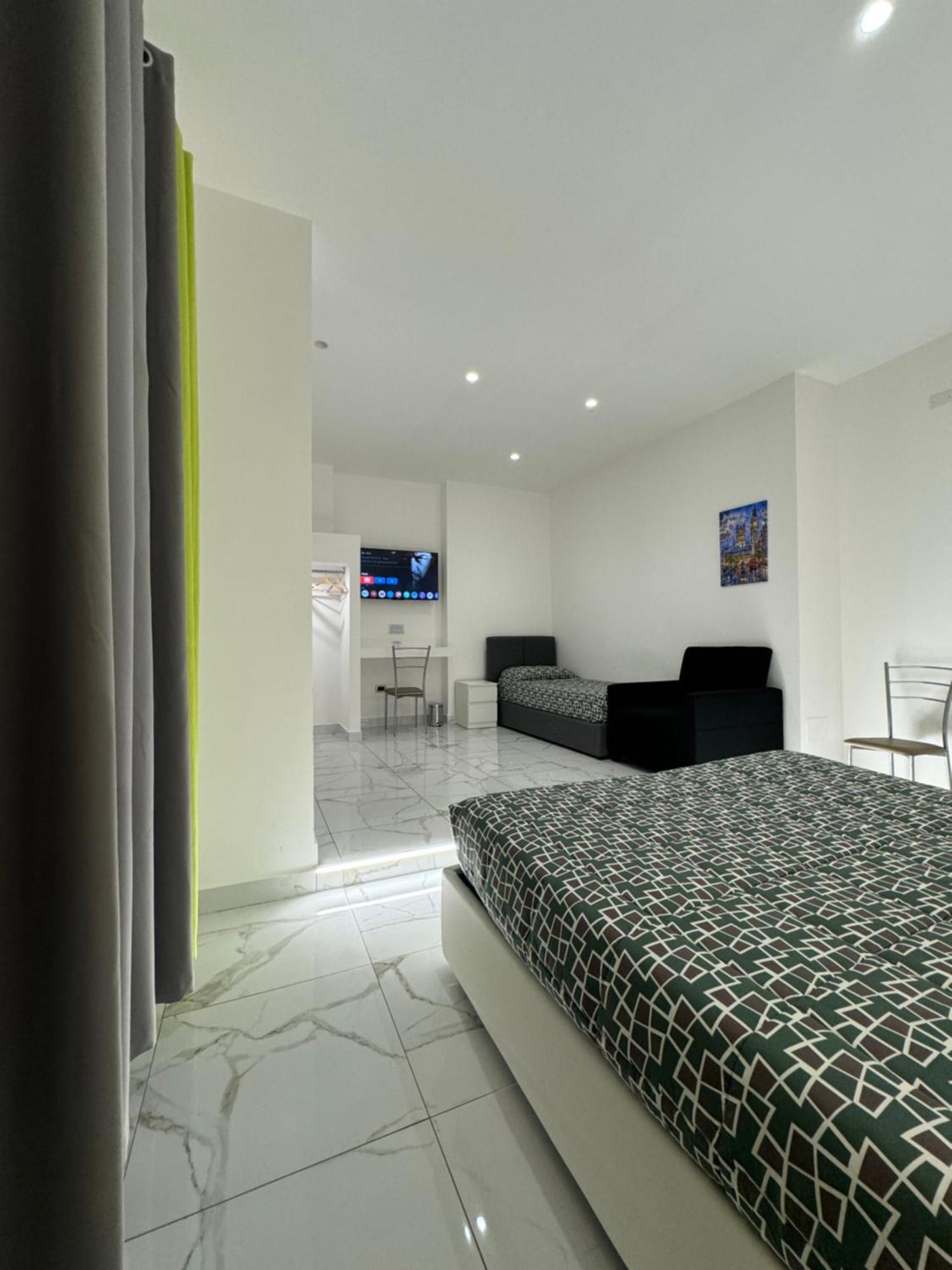 קוסנזה B&B Rossini Luxury 3 מראה חיצוני תמונה