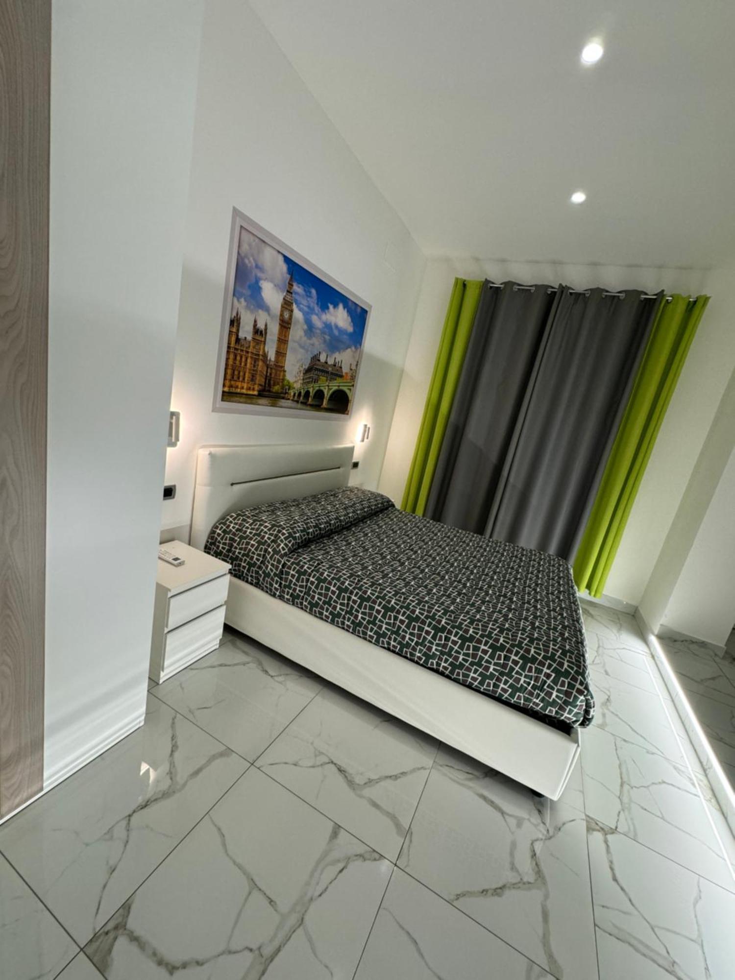 קוסנזה B&B Rossini Luxury 3 מראה חיצוני תמונה