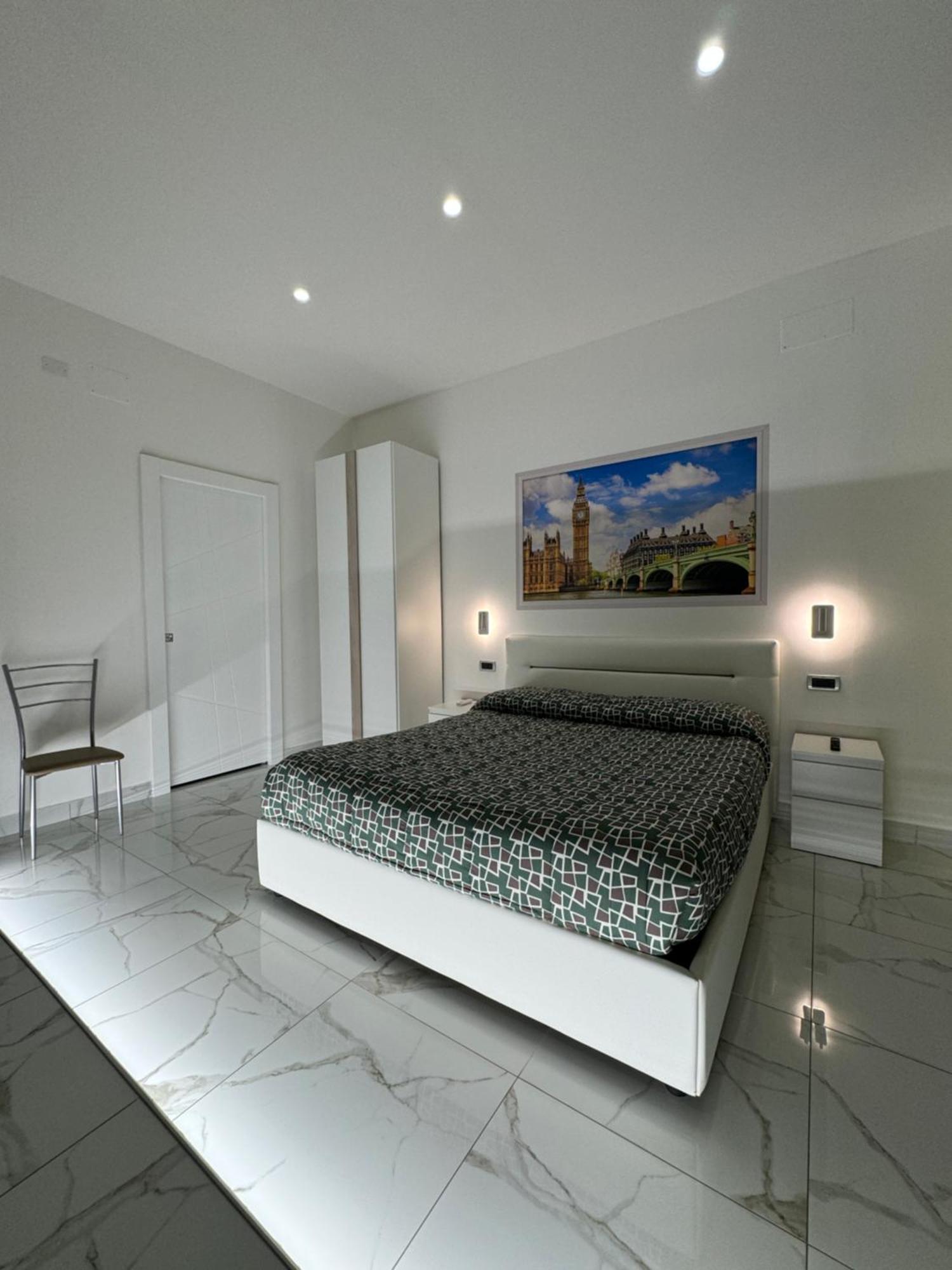 קוסנזה B&B Rossini Luxury 3 מראה חיצוני תמונה