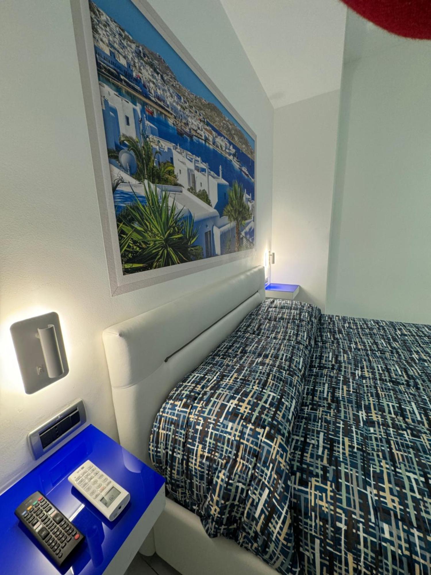 קוסנזה B&B Rossini Luxury 3 מראה חיצוני תמונה